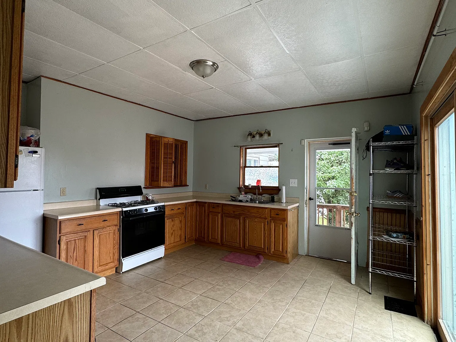 3303 Ward St — Photo 4