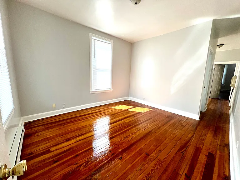 2106 Brookwood St #1 — Photo 1