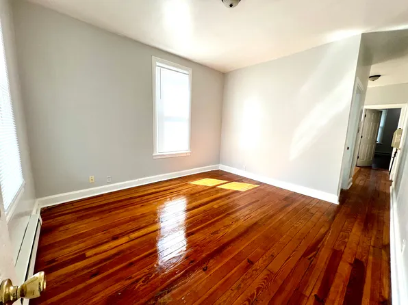 2106 Brookwood St APT 1, Harrisburg, PA 17104