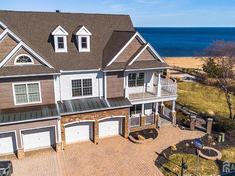 76 Raritan Reach Rd — Photo 5