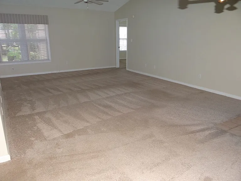 2528 Oriole Dr — Photo 6