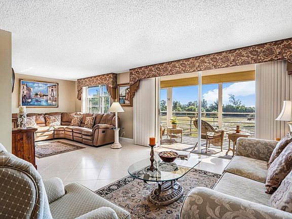 Living Room / Family Room