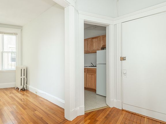2nd image of 49 Worthington St APT 45