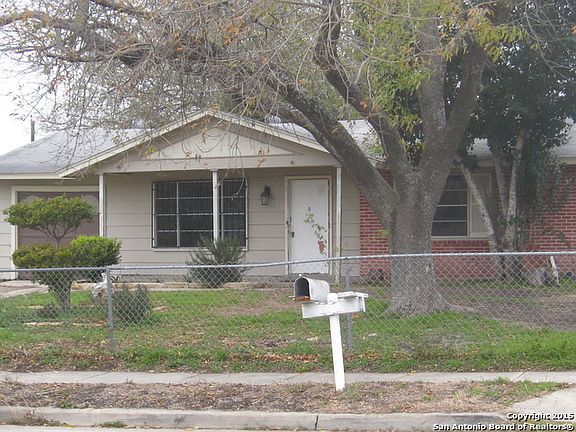 5th image of 159 Fair Valley Dr