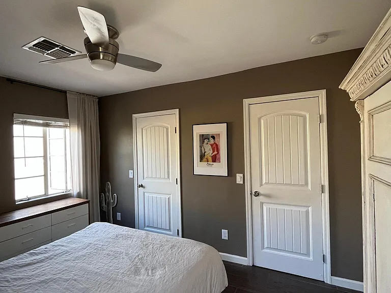 1501 W Catalina Dr — Photo 35