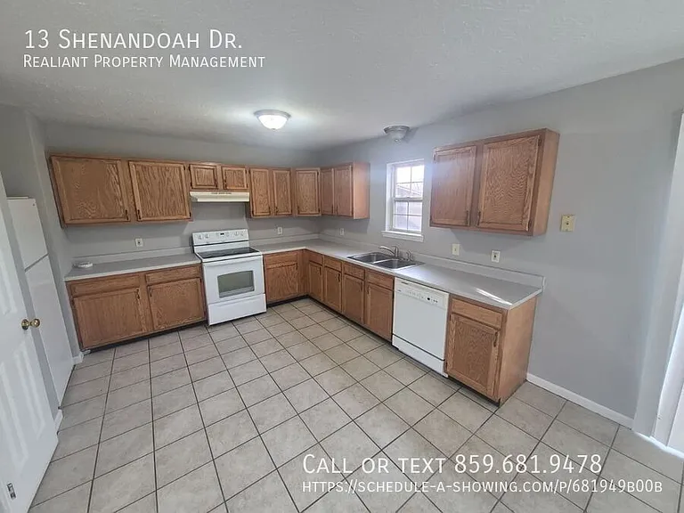 13 Shenandoah Dr — Photo 3