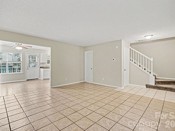 3rd image of 10346 Cannarti Dr