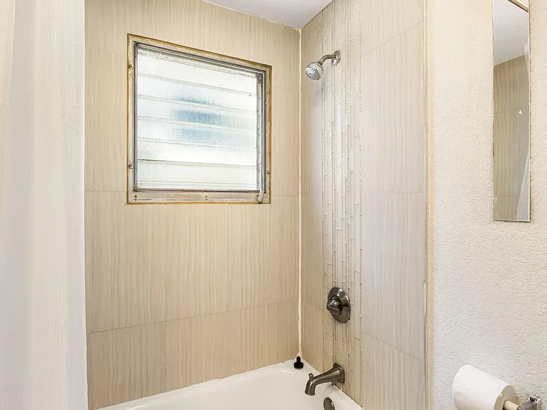 1013 5th St N #2 — Photo 20