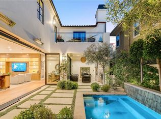 526 Riverside Ave, Newport Beach, CA 92663