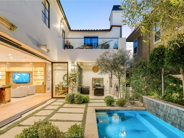 526 Riverside Ave, Newport Beach, CA 92663