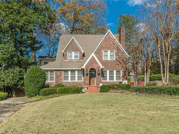 1957 Walker Ave, College Park, GA 30337
