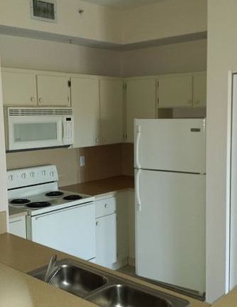 4th image of 7330 NW 114th Ave APT 212