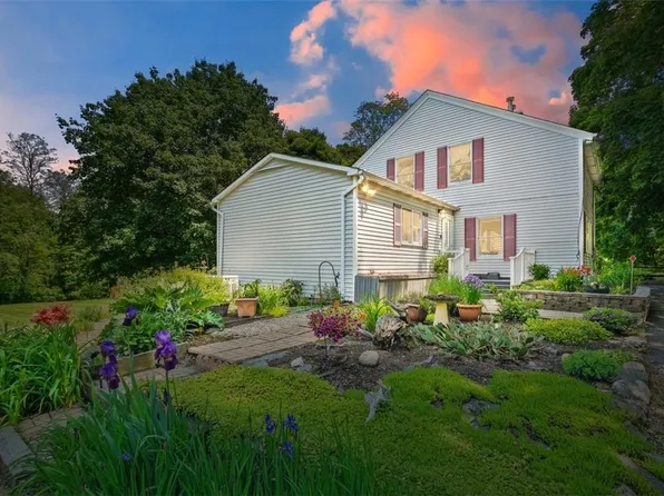 1679 Main Street, Pleasant Valley, NY 12569