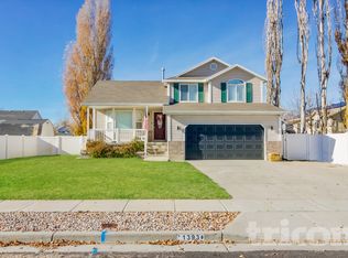 1393 N 870 W, Clinton, UT 84015