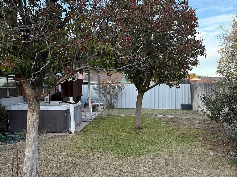 3317 Providence Dr — Photo 41