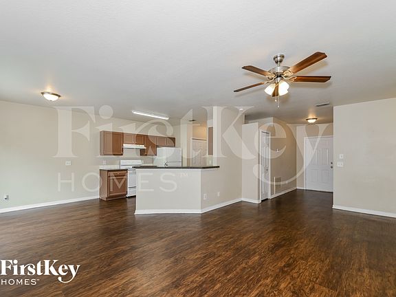 3rd image of 2598 N Salford Blvd