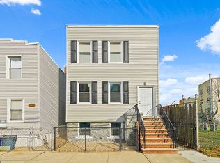 1837 26th Ave, Astoria, NY 11102