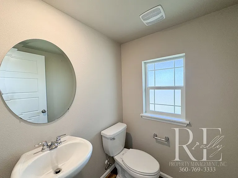 1502 Baker Heights Loop — Photo 8