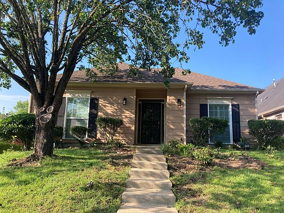 3rd image of 3125 Malone Dr