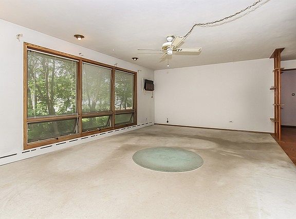4th image of 212 N Weston Ave