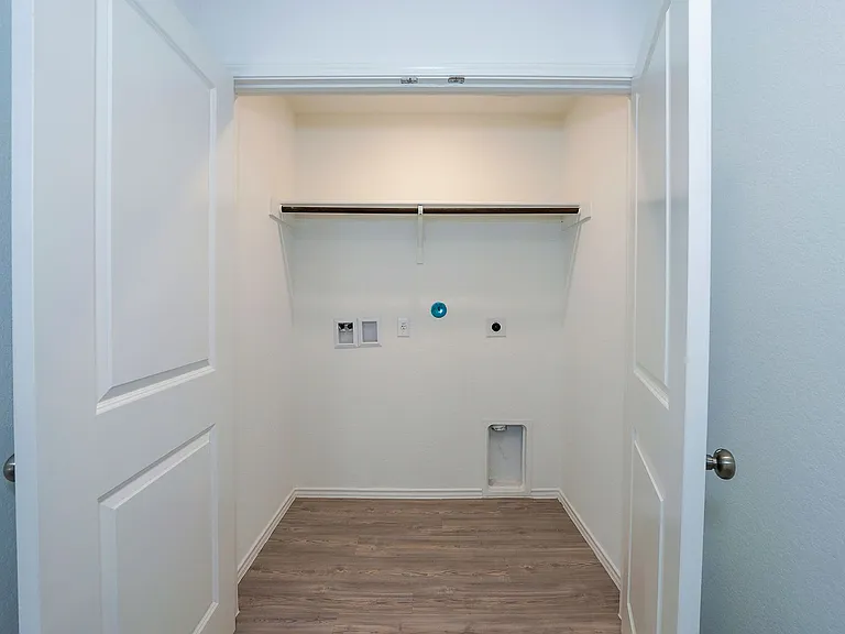 5926 Seaside Mnr — Photo 25