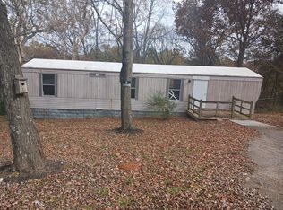 118 Magnolia St, Camden, TN 38320