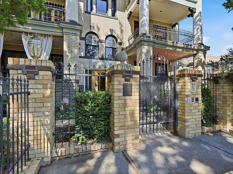 1261 N Pennsylvania St #4 — Photo 3