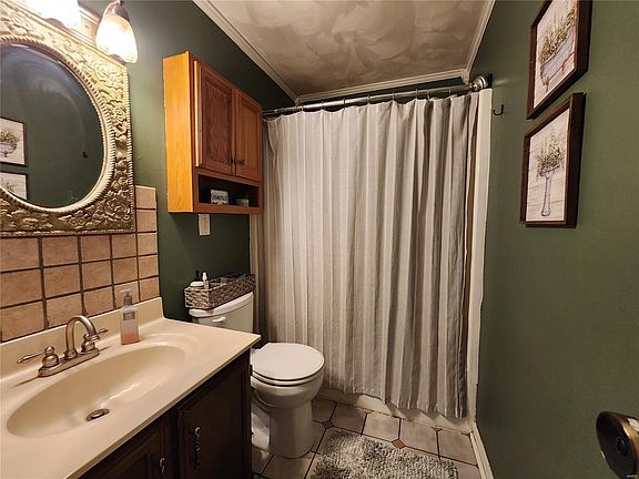 3rd image of 1607 Starlite Dr