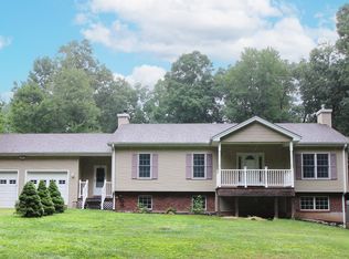 86 Finch Ave, Meriden, CT 06451