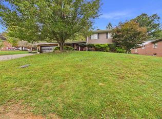 58 Ginger Dr, Huntington, WV 25705