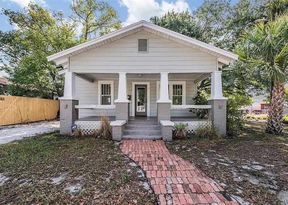 1st image of 3101 N WOODROW AVENUE