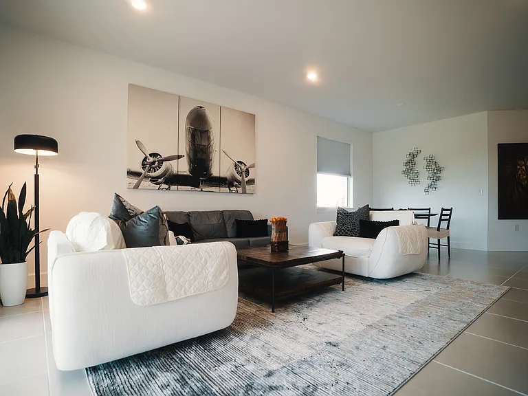 Coral Harbour Dr — Photo 15