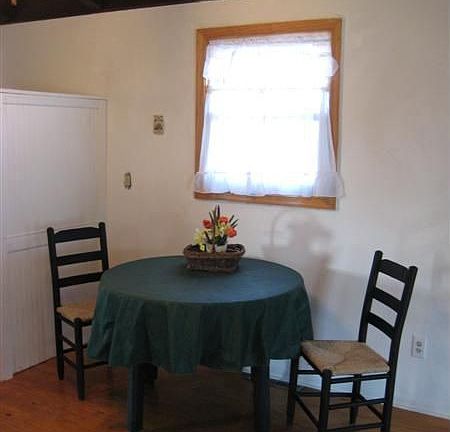 5th image of 225 Ritter Ln