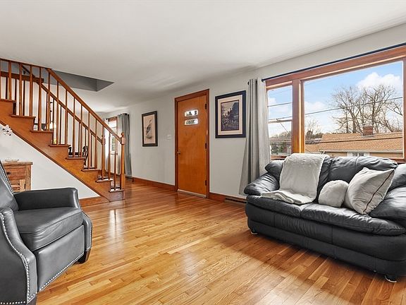 5th image of 43 Maurice St