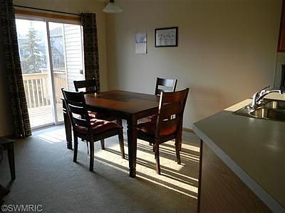 2nd image of 7581 Sierrafield Dr SW