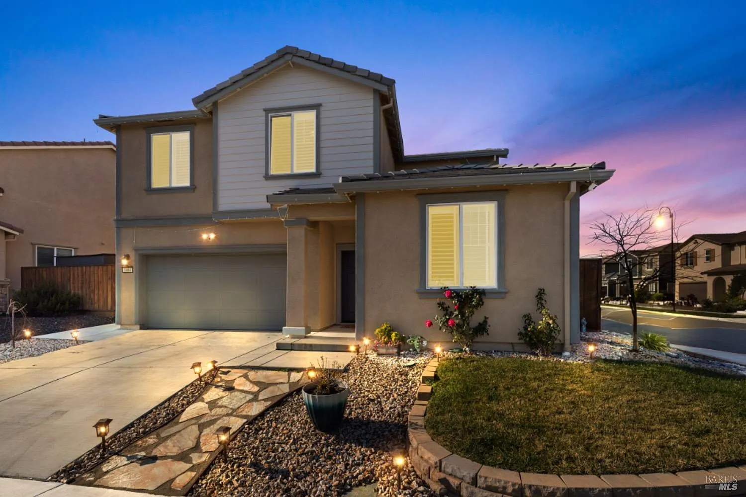 1484 Lea Lane photo 1