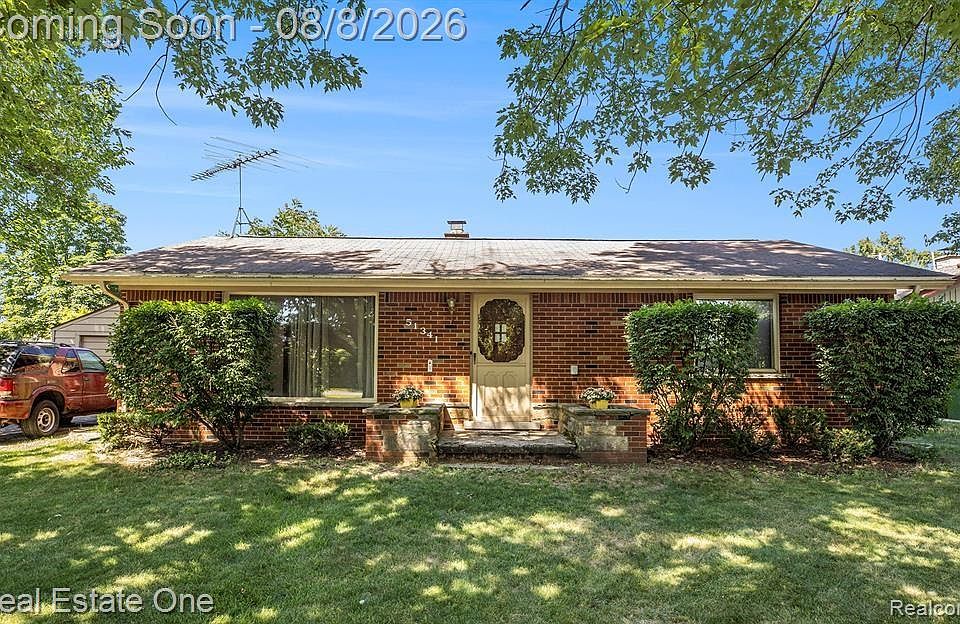 1st image of 51341 Neumaier Dr