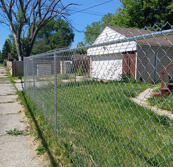 19012 Kingsville St — Photo 4