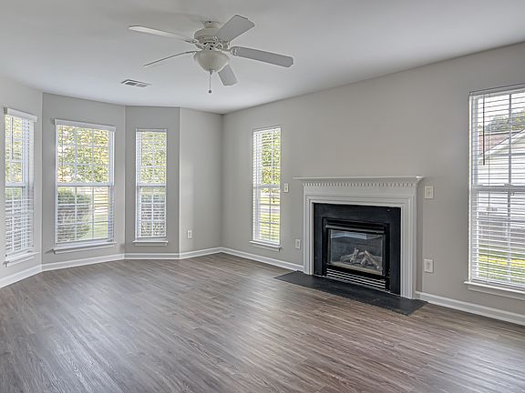 4th image of 5902 River Glen Dr