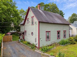 78 Division St, Hartford, VT 05047