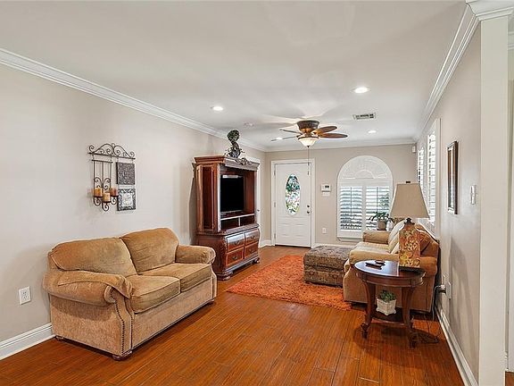3rd image of 2901 Karen Dr