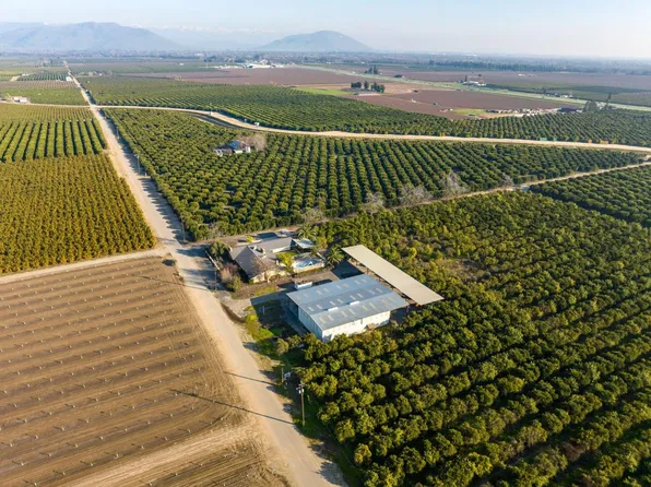 14721 E Tulare Ave, Sanger, CA 93657