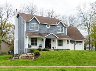 5801 W 155th St, Overland Park, KS 66223