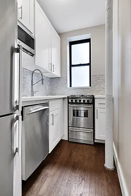 Rented by Cooper & Cooper Real Estate | media 16