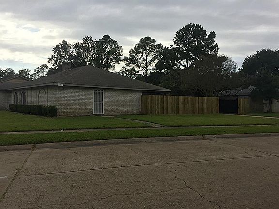 2nd image of 11814 Burlingame Dr