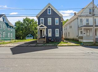 7 4th Ave, Amsterdam, NY 12010