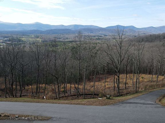 4th image of 129 Winding View Dr