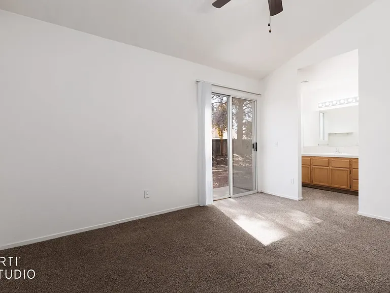 130 Falcon St — Photo 15