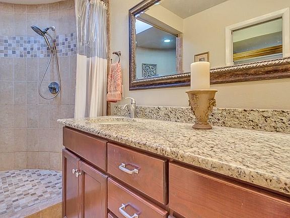 5th image of 1461 Monte Negro Dr