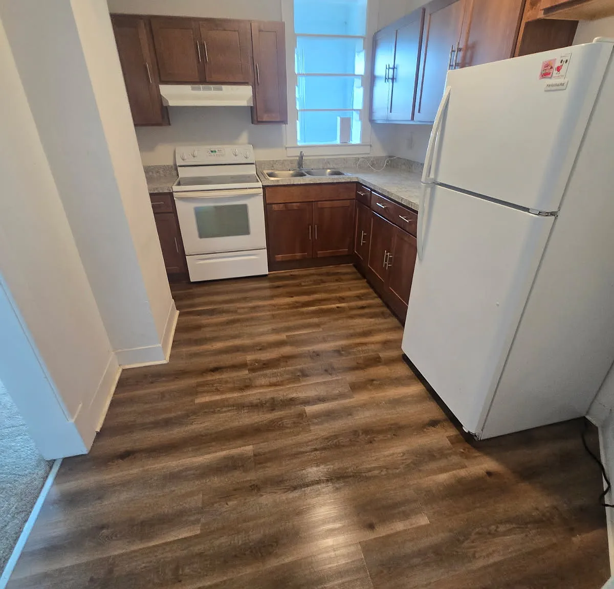 3 bed, 693 sqft, $1,700 — Photo 4